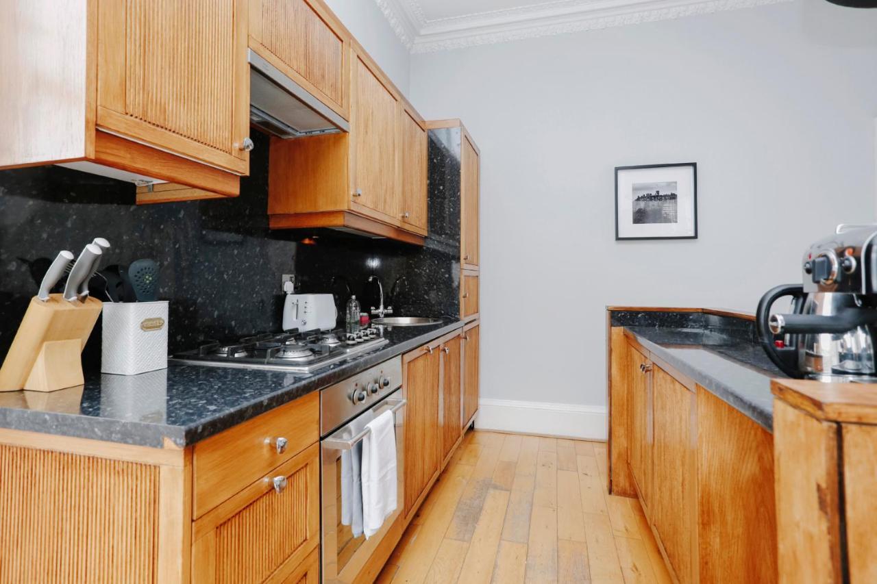 Joivy Lovely Flat In The Heart Of Edinburgh Exterior photo